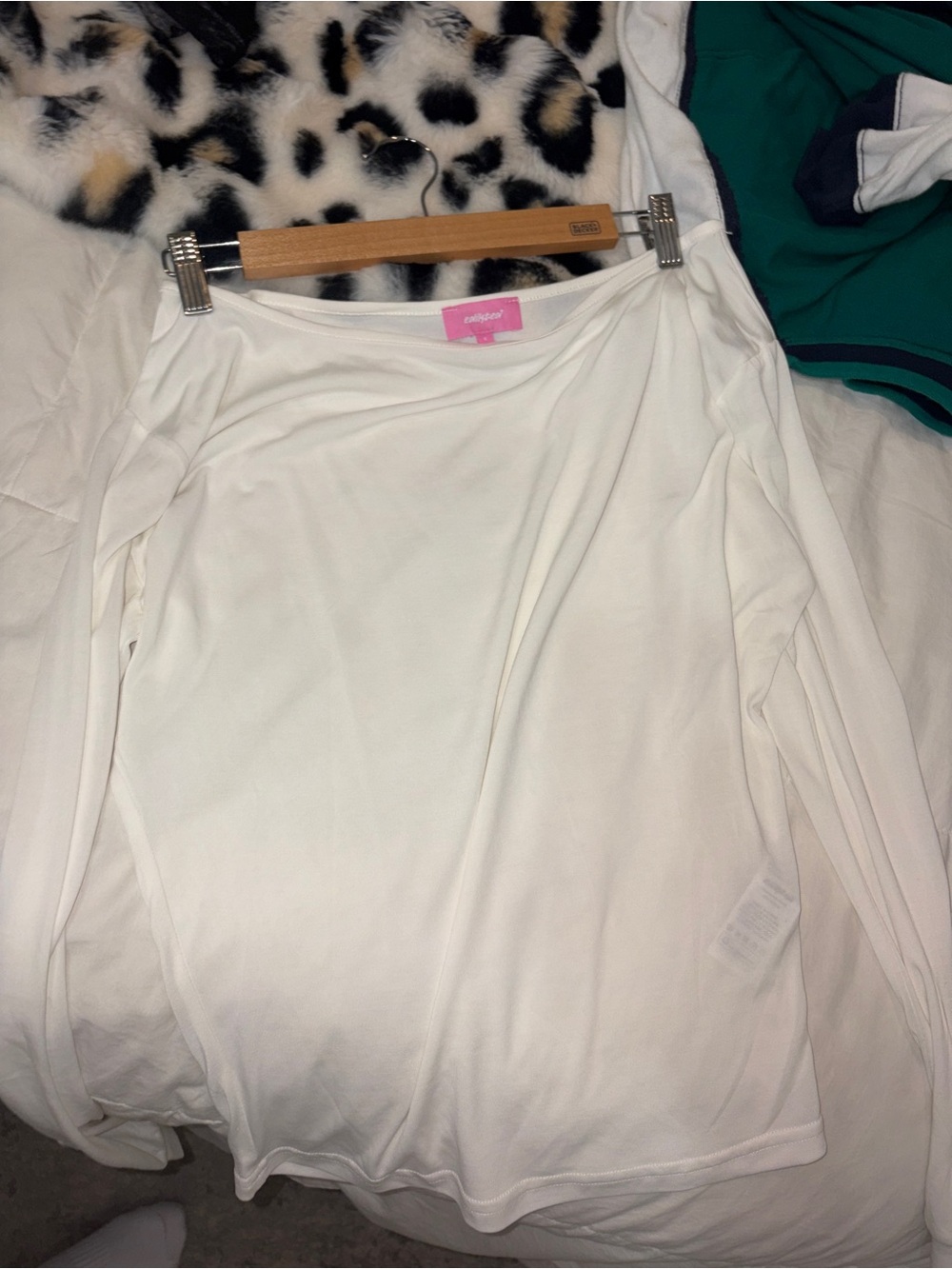 edikted off the shoulder top